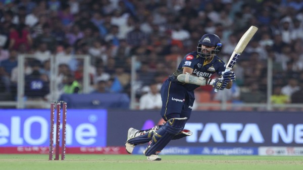 Is Washington Sundar playing