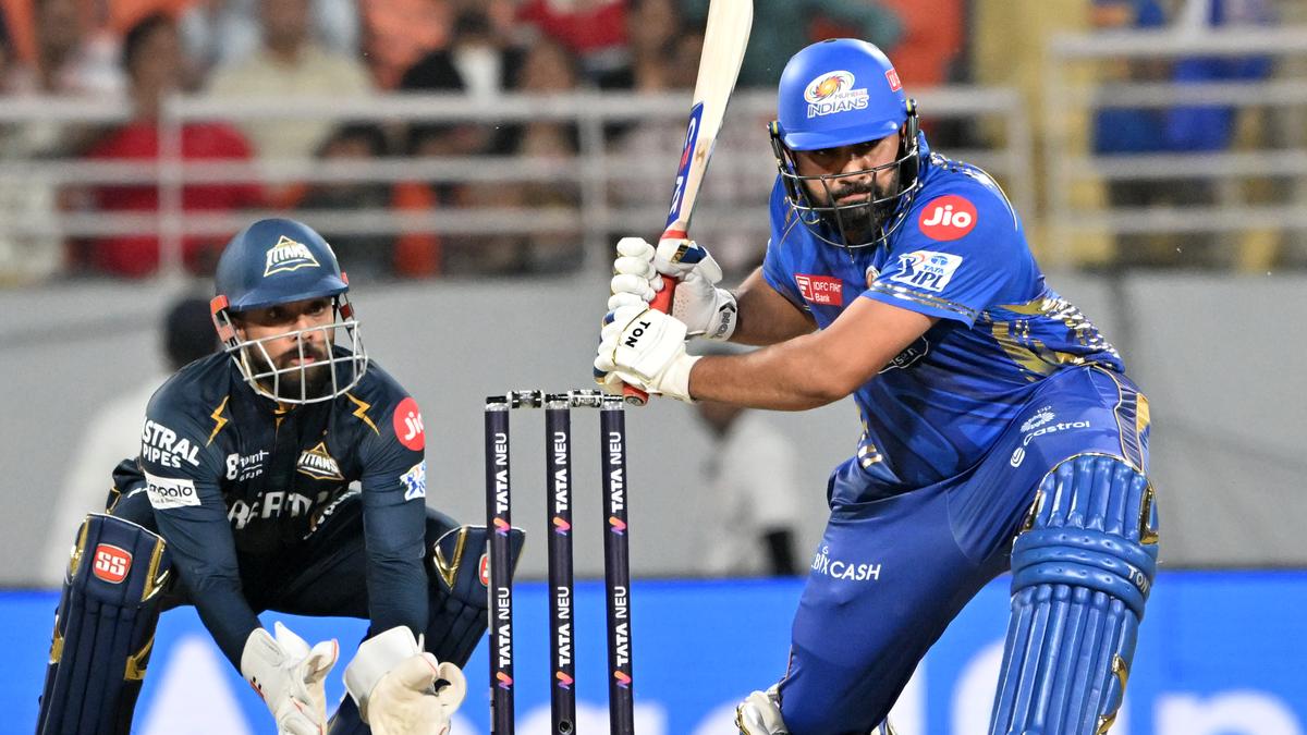Rohit Sharma becomes 2nd batsman to score 7000 IPL runs