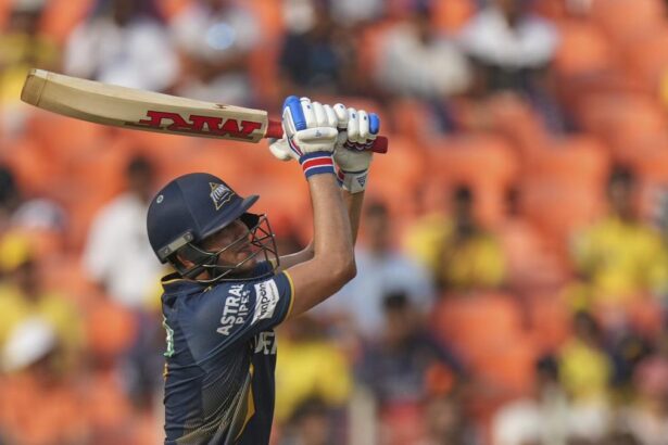Which player has scored most runs in IPL Playoffs