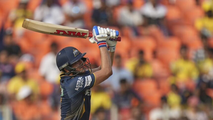 Which player has scored most runs in IPL Playoffs